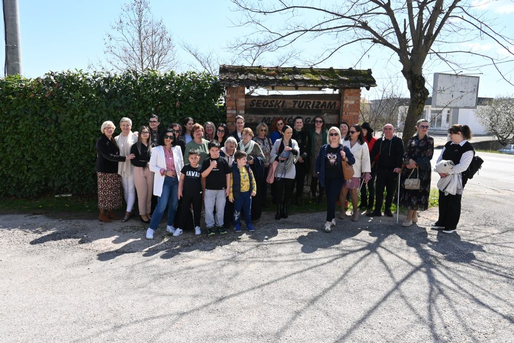 Grude: Održana panel diskusija „Vidljivost žena u lokalnoj zajednici“